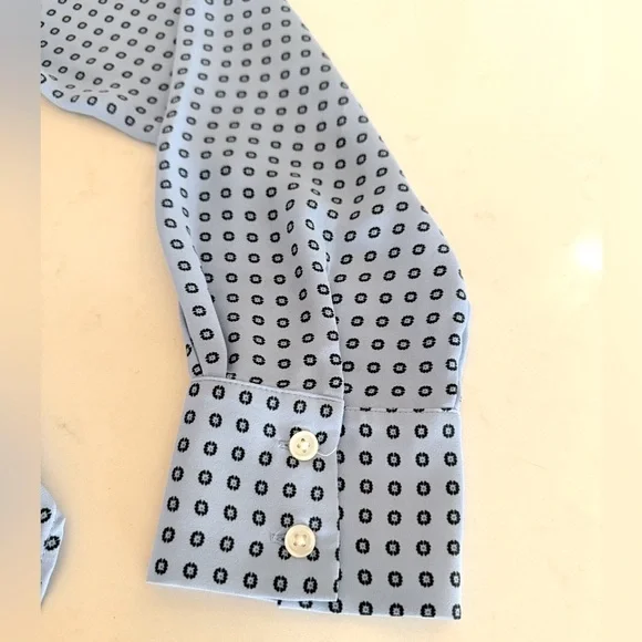 Ann Taylor Light Blue Geometric V-Neck Blouse - Picture 5 of 6